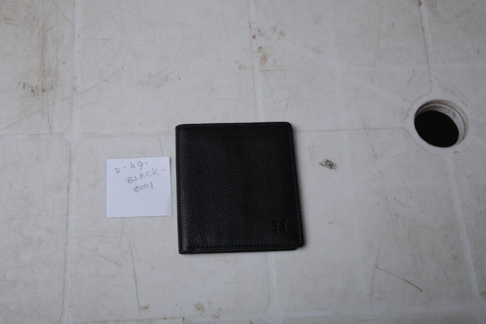 Black Bi Fold Wallet - Image 3