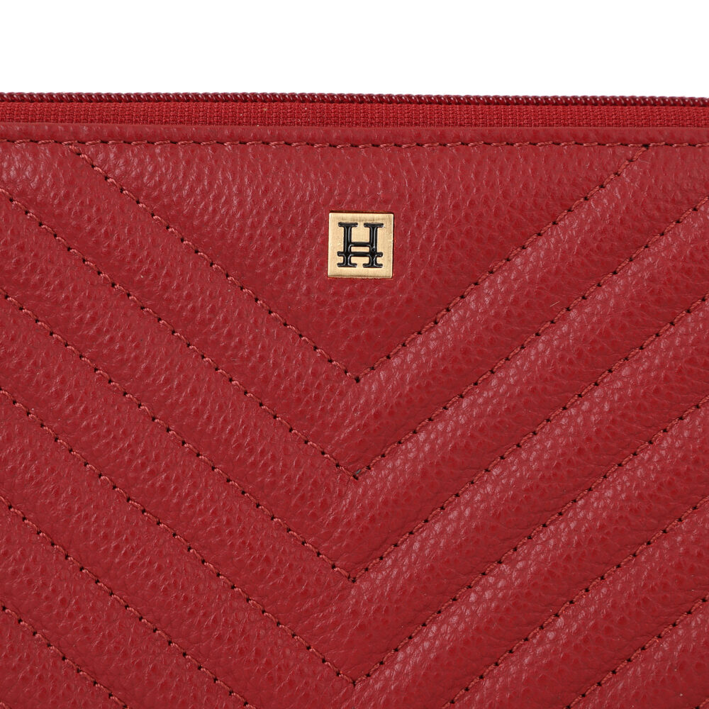 Hiroshi Quilted Signature Red Zip Around Purse - Image 2