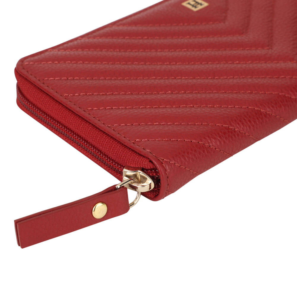 Hiroshi Quilted Signature Red Zip Around Purse - Image 5