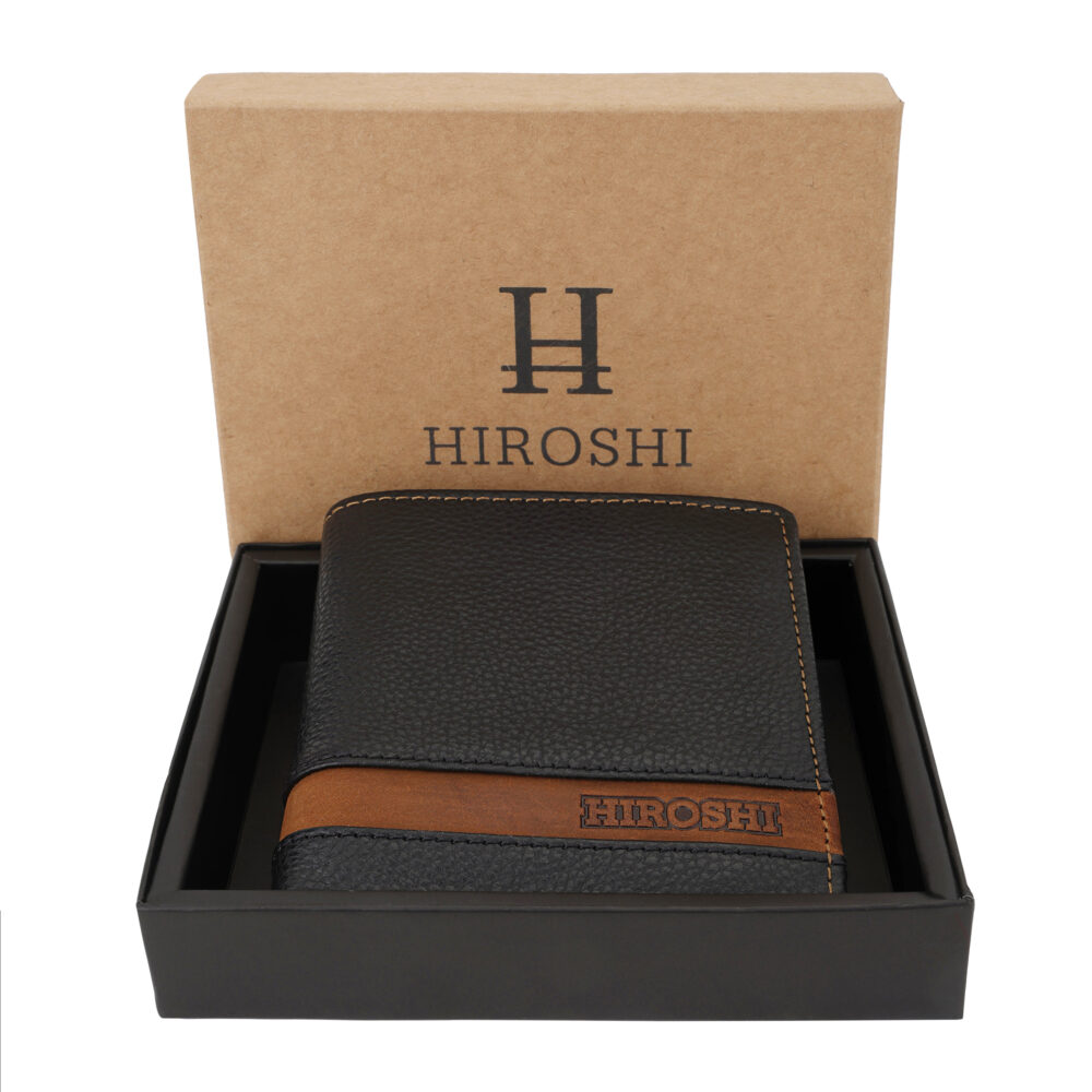 Black And Tan Bi Fold Wallet - Image 3