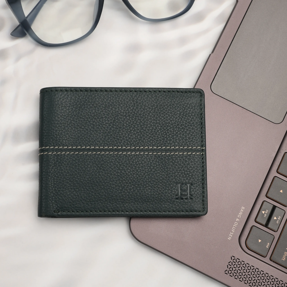 Green Bi Fold Business Cards Wallet