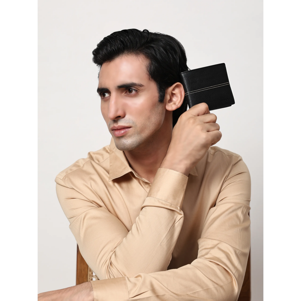 Black Bi Fold Stylish Wallet