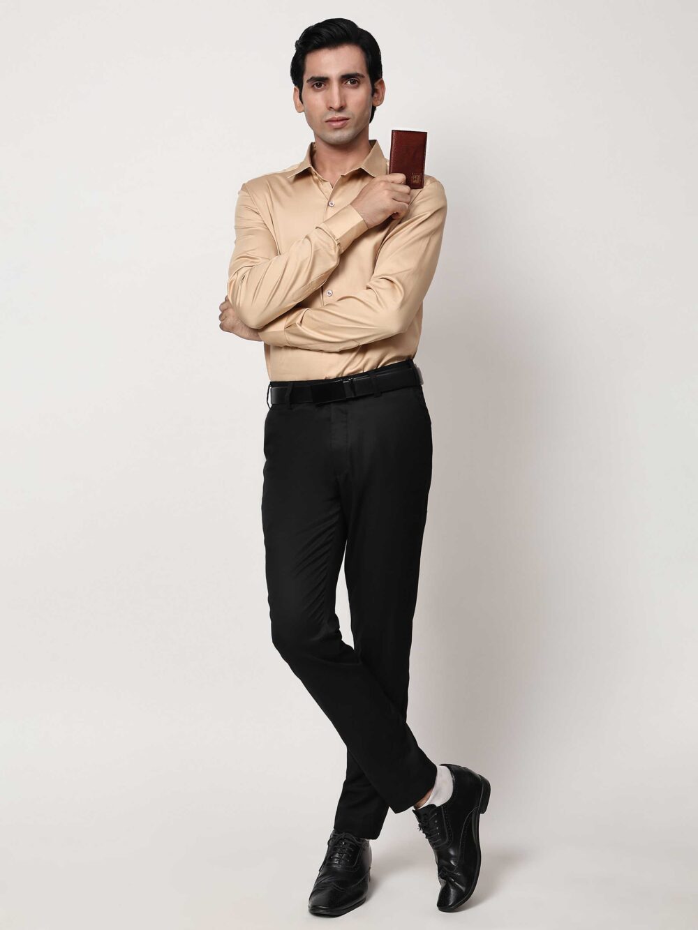 Denver Tan Bi Fold Business Wallet - Image 2