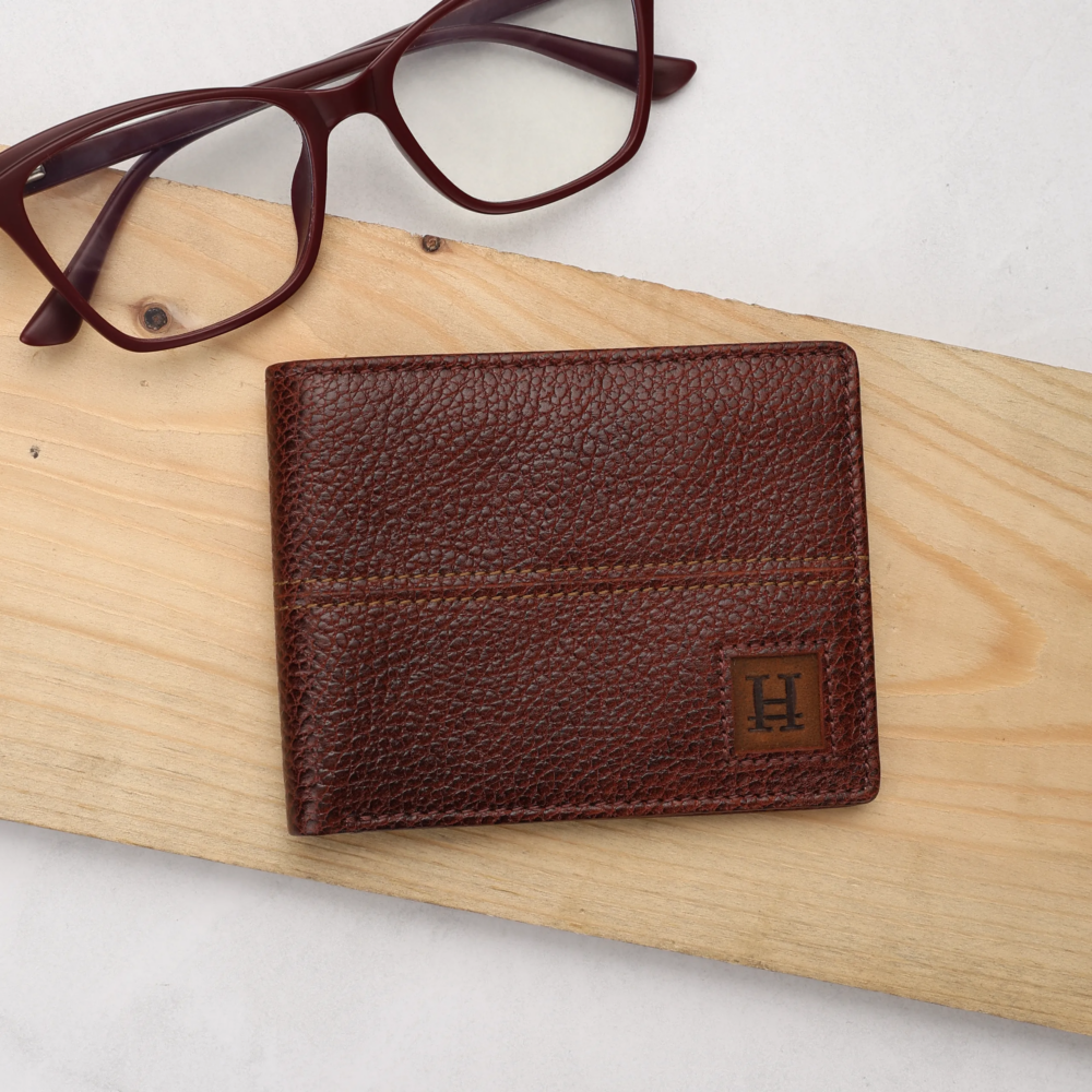 Tan Bi Fold Sleek and Stylish Wallet