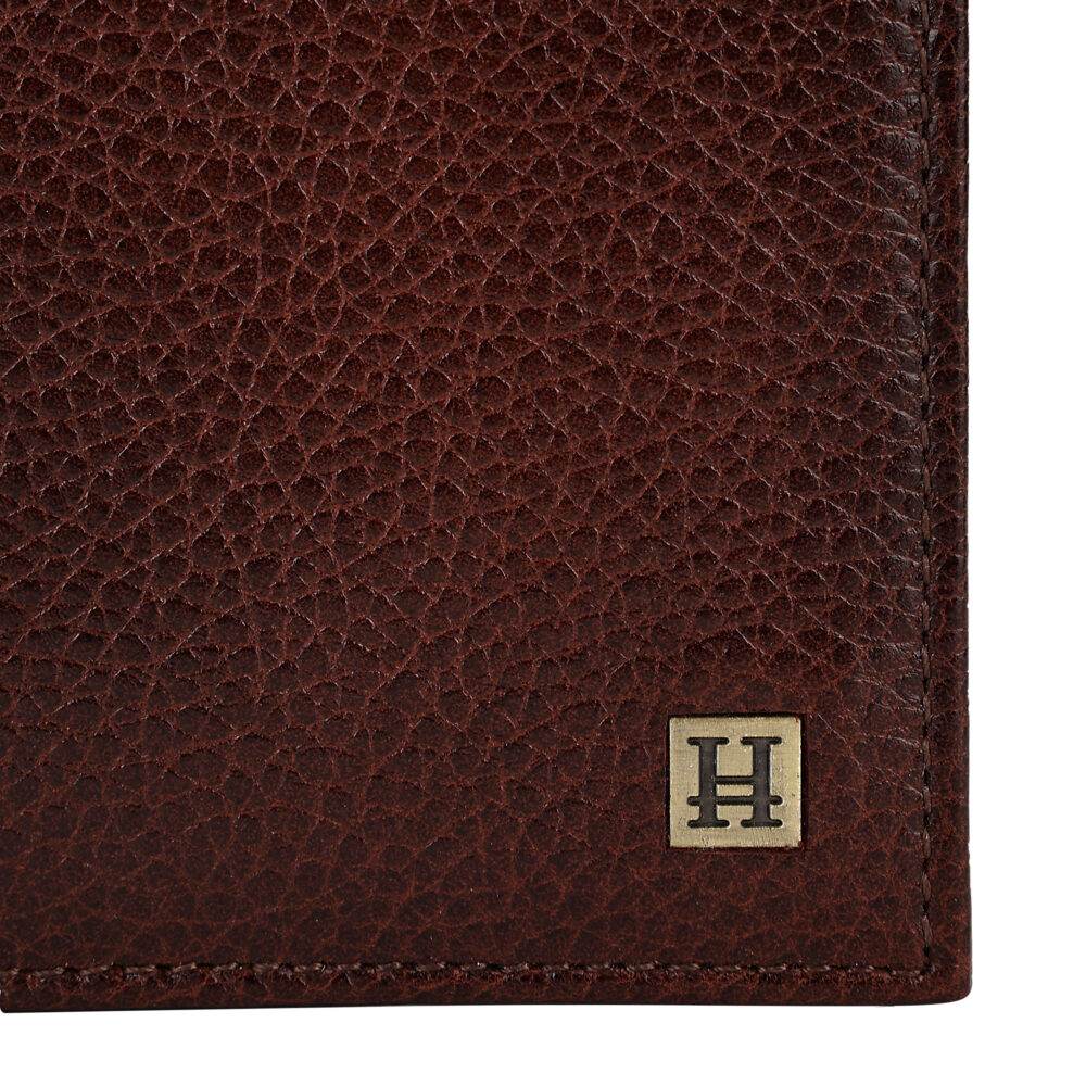 HIROSHI Unisex Genuine Leather RFID Protected Passport Holder - Image 3